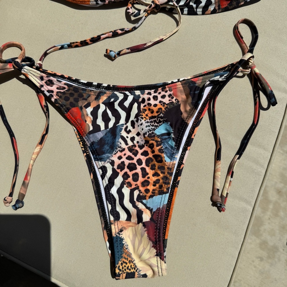Multicolor Animal Print Bikini Set Medium- NWOT New - Picture 3 of 8
